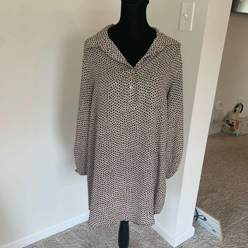 Light weight, flowy blouse